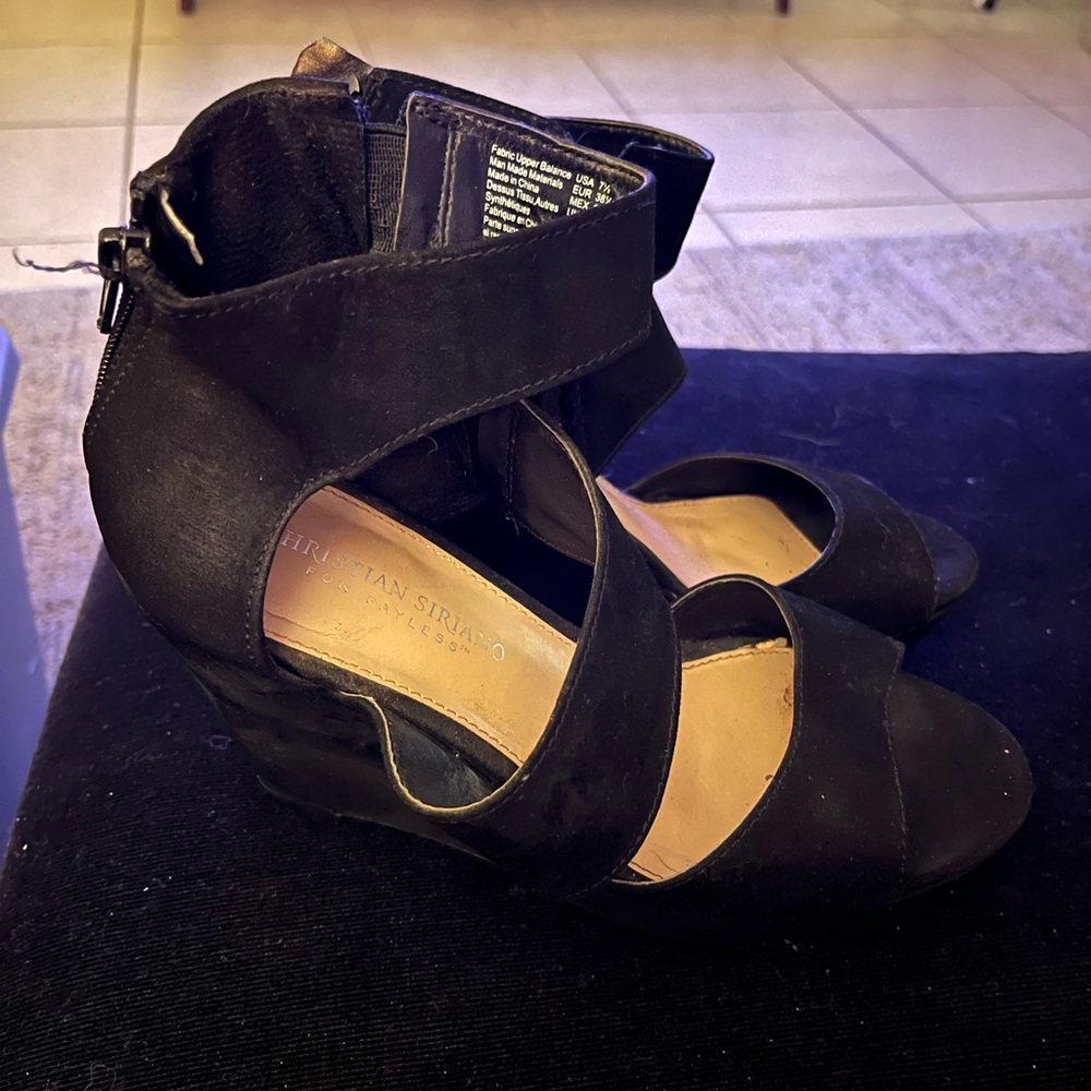 Christian Siriano Black Wedge Shoes with Stylish Straps